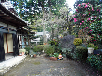 建物正面